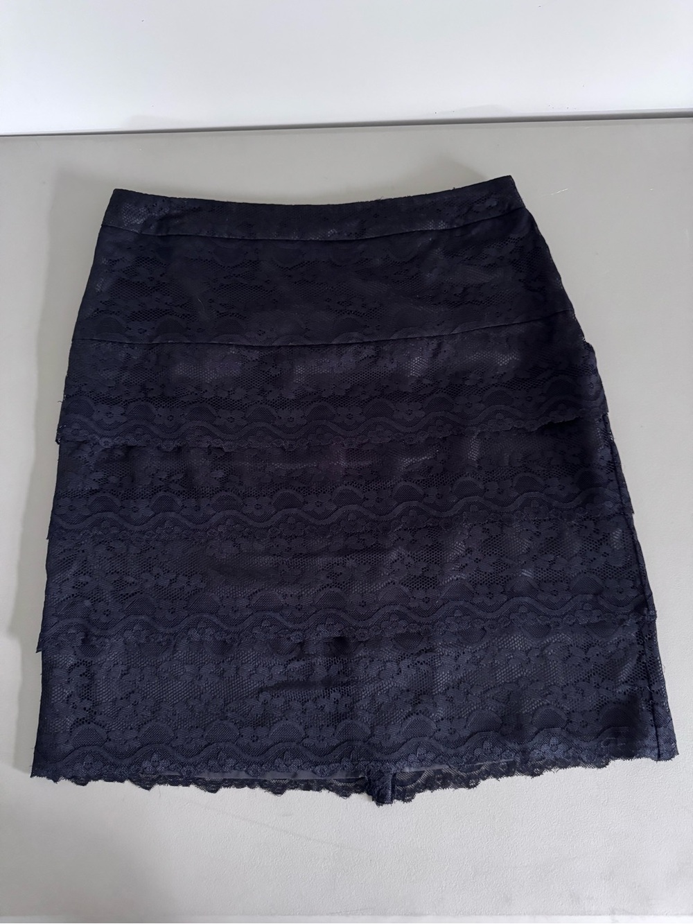 Dressbarn Black Floral Lace Tiered Layered Pencil Skirt Women's Size 10 Lined